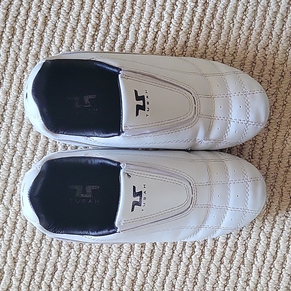 Kids Size 4 Taekwondo Shoes - Picture 2 of 7